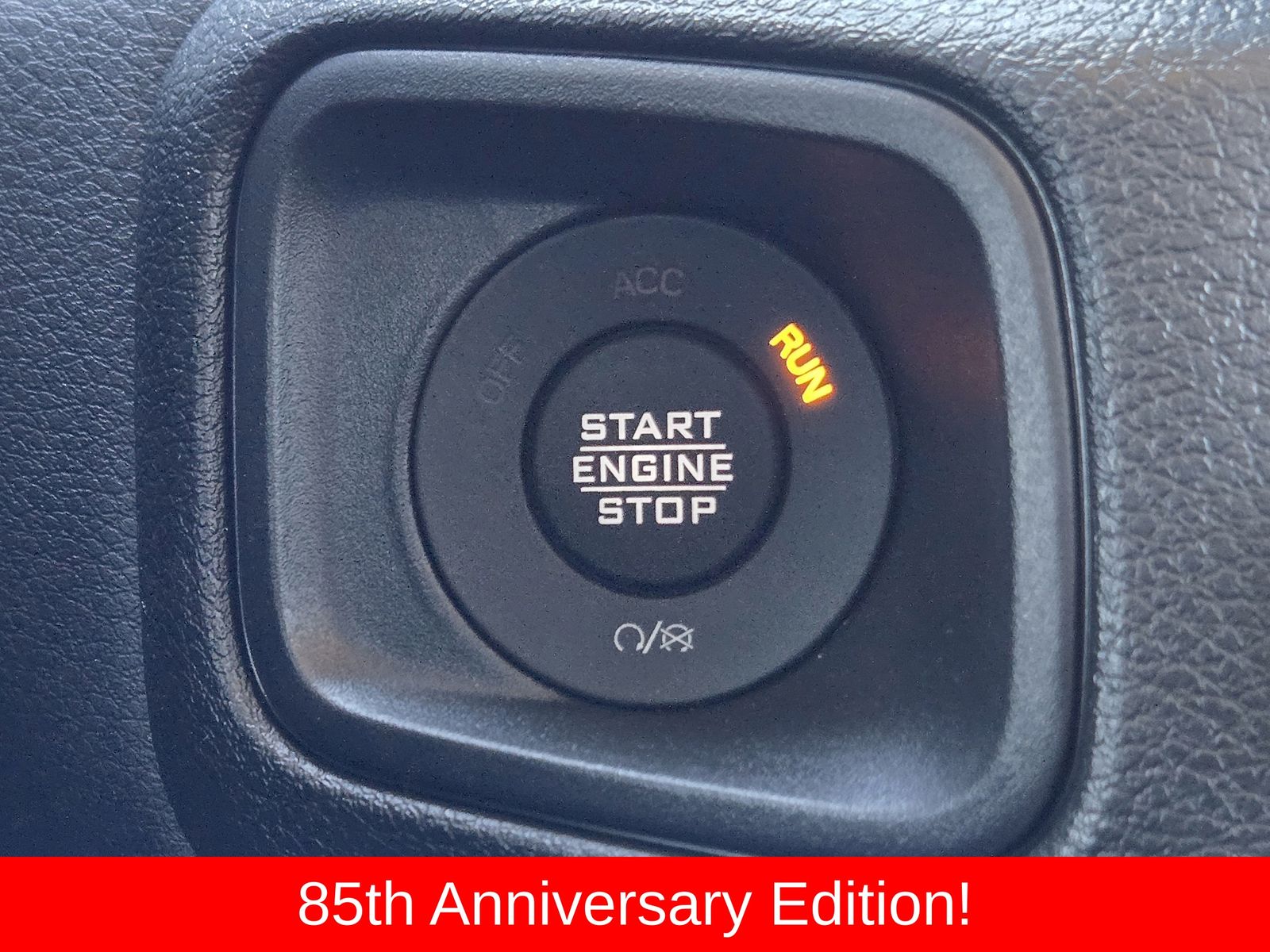 New 2026 Granite Crystal Jeep 85TH ANNIVERSARY EDITION 4X4 image 29