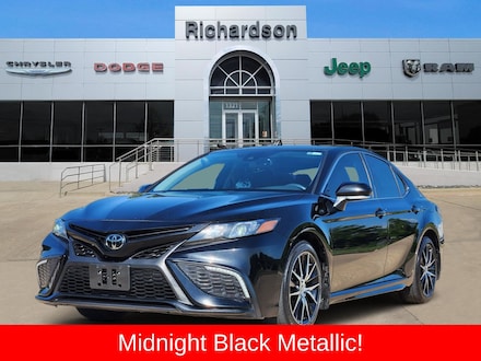 2023 Toyota Camry SE Sedan