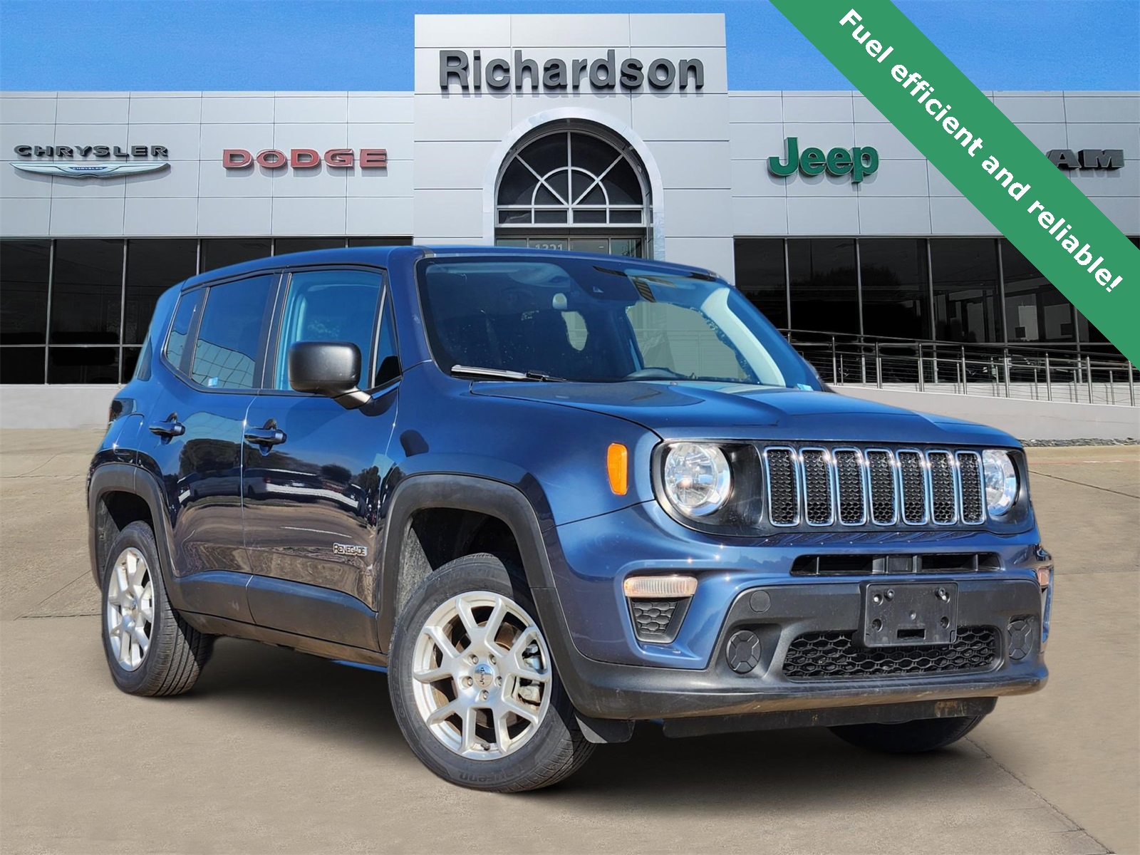 2023 Jeep Renegade Latitude's photo