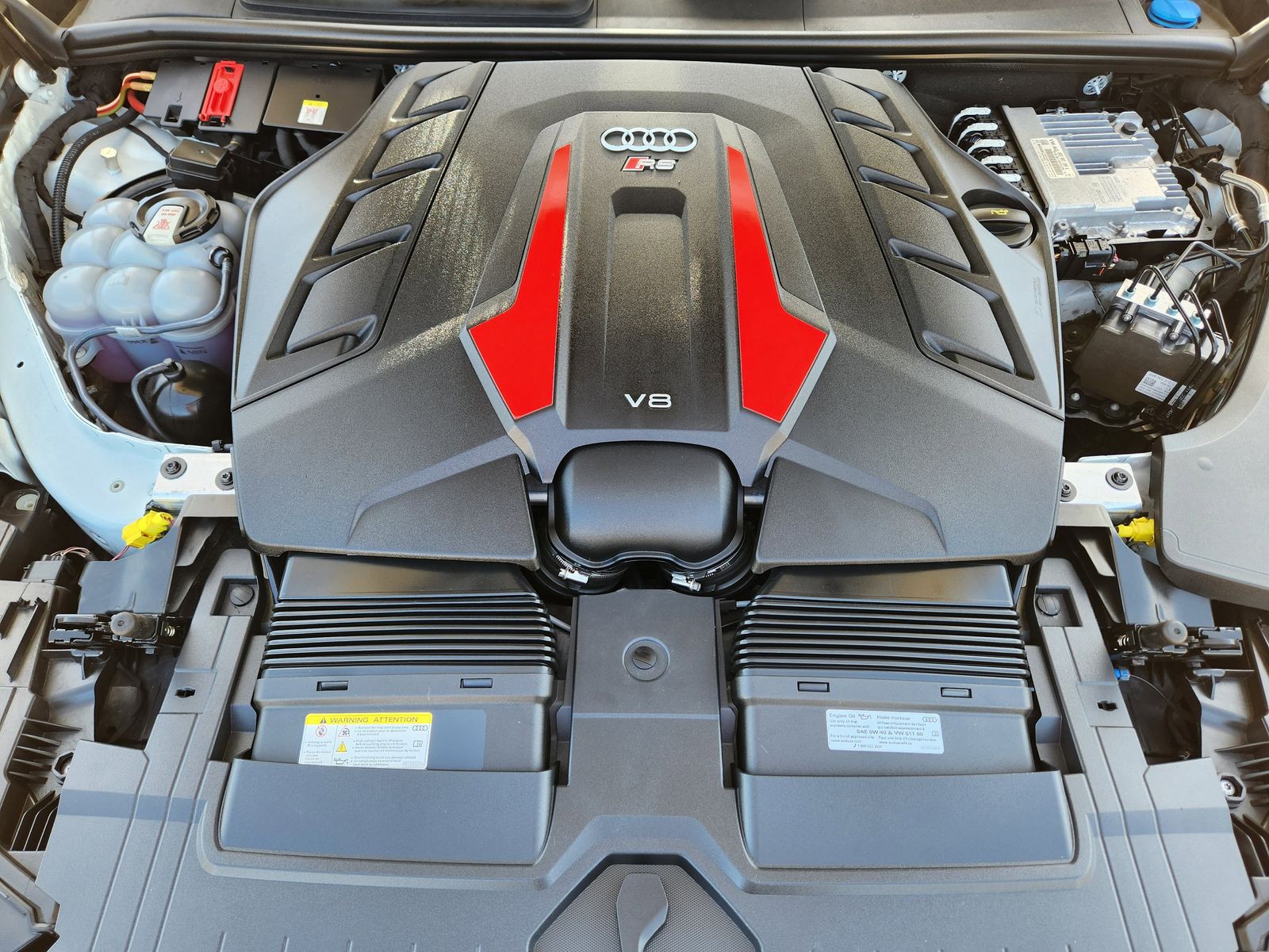 Used 2023 Glacier White Audi 4.0T image 43