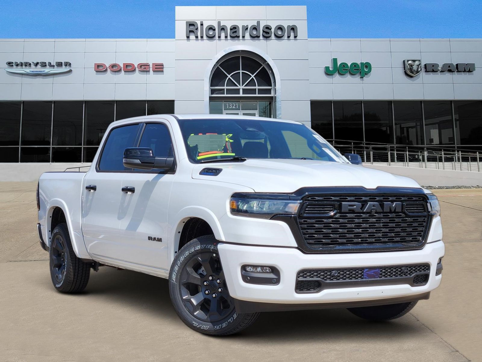 2026 Ram 1500 BIGHORN/LONESTAR CREW 4X2 Pickup