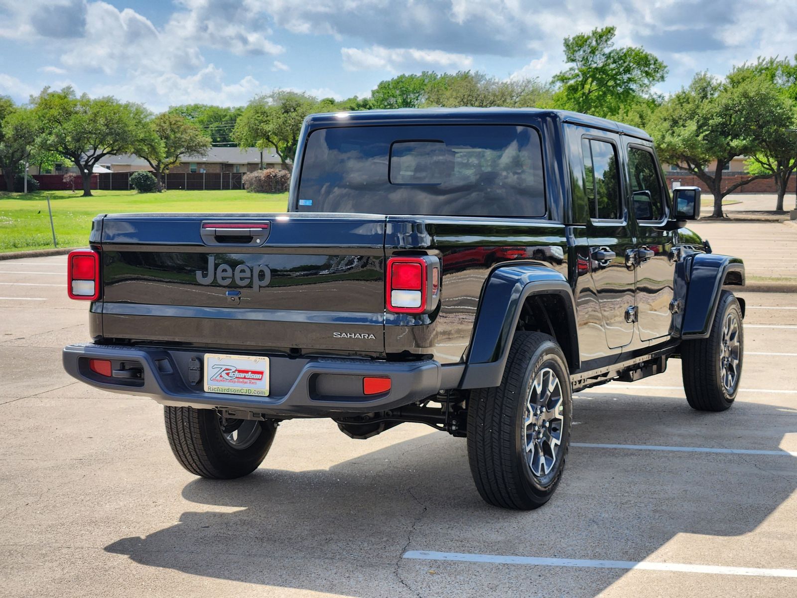 View vehicle photo 6