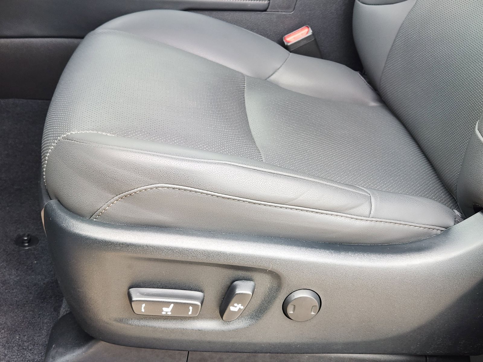 Used 2023 Nebula Gray Pearl Lexus  image 33