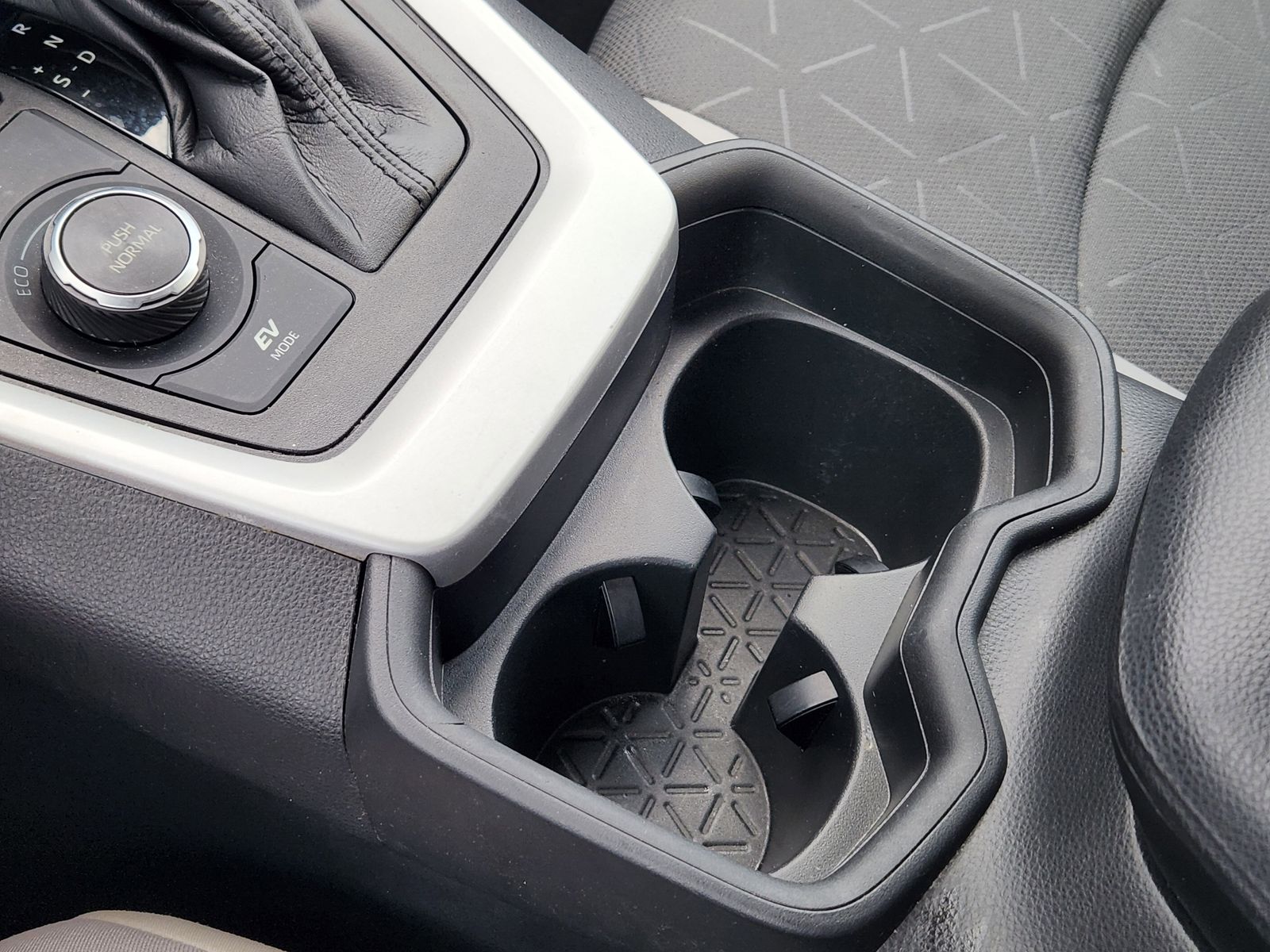 Used 2021 Silver Sky Metallic Midnight Black Metallic Toyota XLE image 28