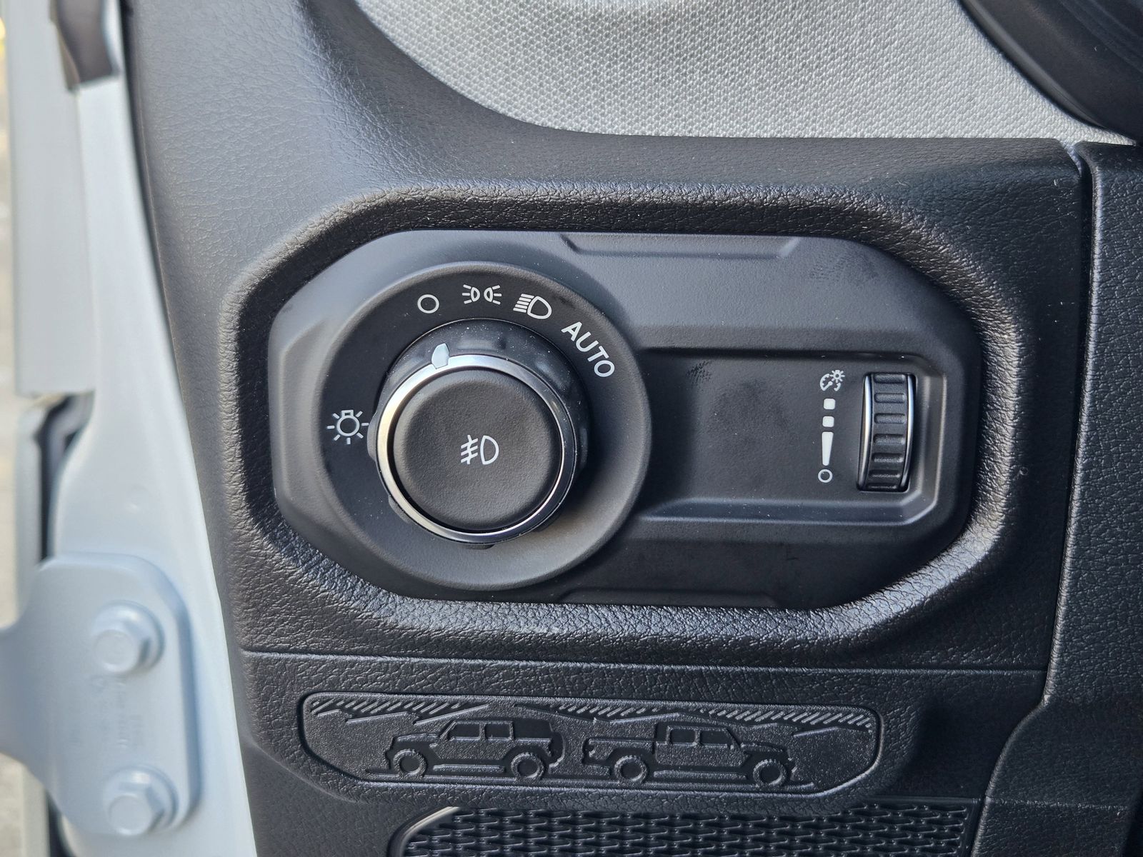 New 2026 Bright White Jeep 4-DOOR SPORT S image 21