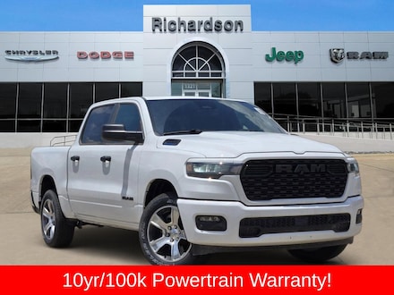 2026 Ram 1500 EXPRESS CREW CAB 4X2 5'7 BOX Pickup