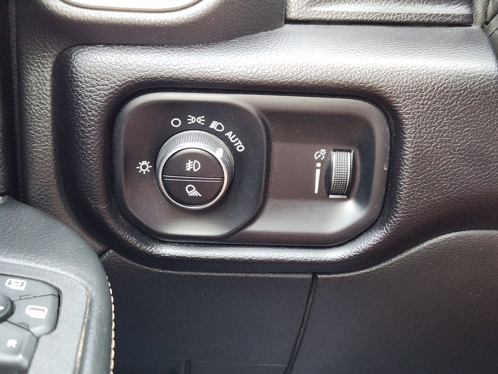 Used 2025 Bright White Ram Big Horn image 31