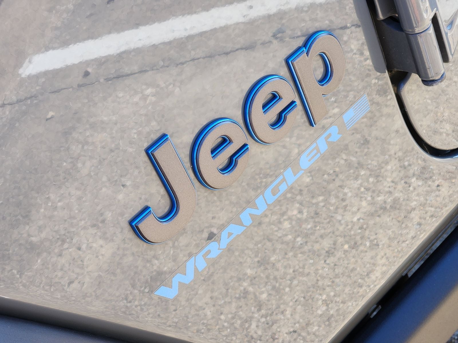 Used 2023 Sting-Gray Clearcoat Jeep  image 18