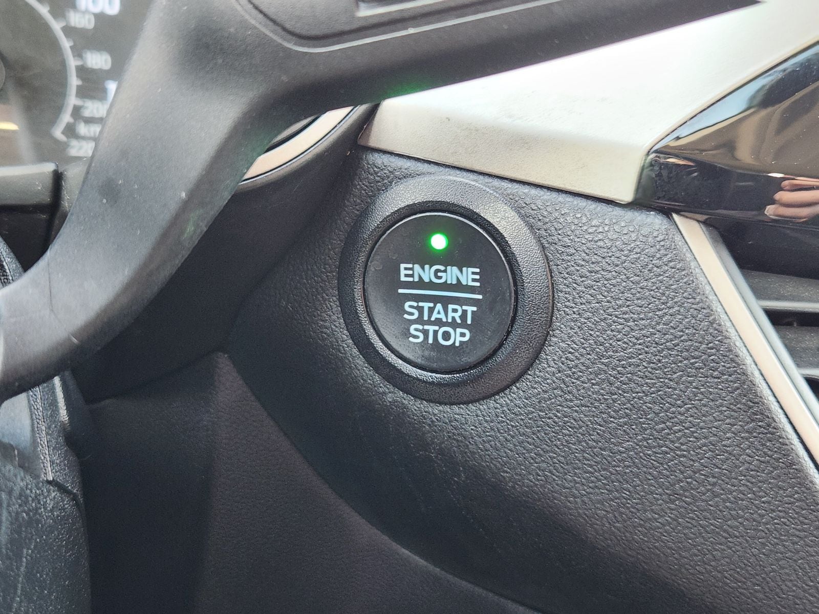 Used 2022 Carbonized Gray Ford SE image 30
