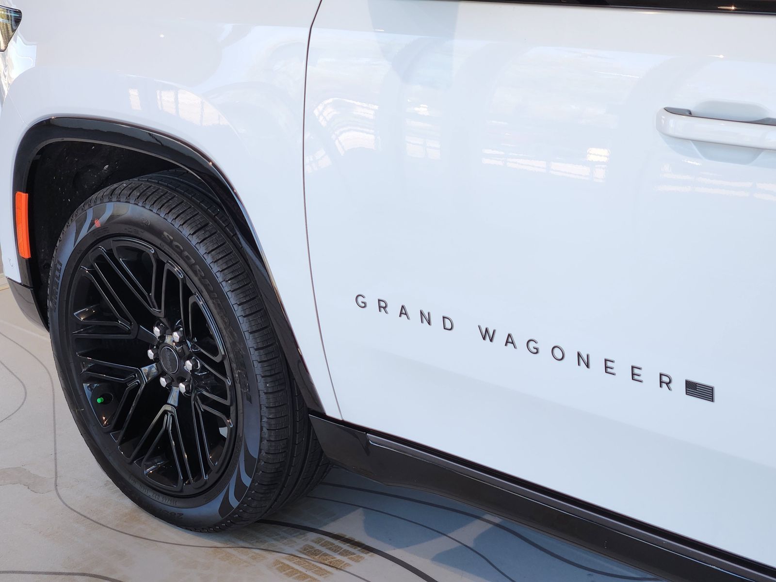 New 2026 Bright White Jeep LIMITED RESERVE 4X4 image 14