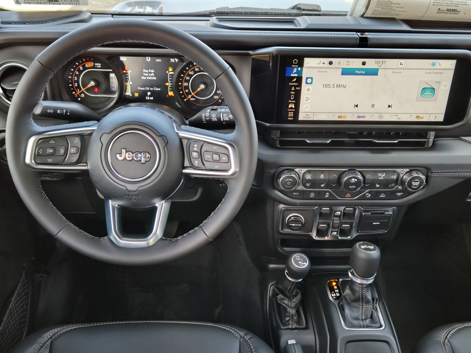 New 2026 Granite Crystal Jeep 4-DOOR SAHARA image 27