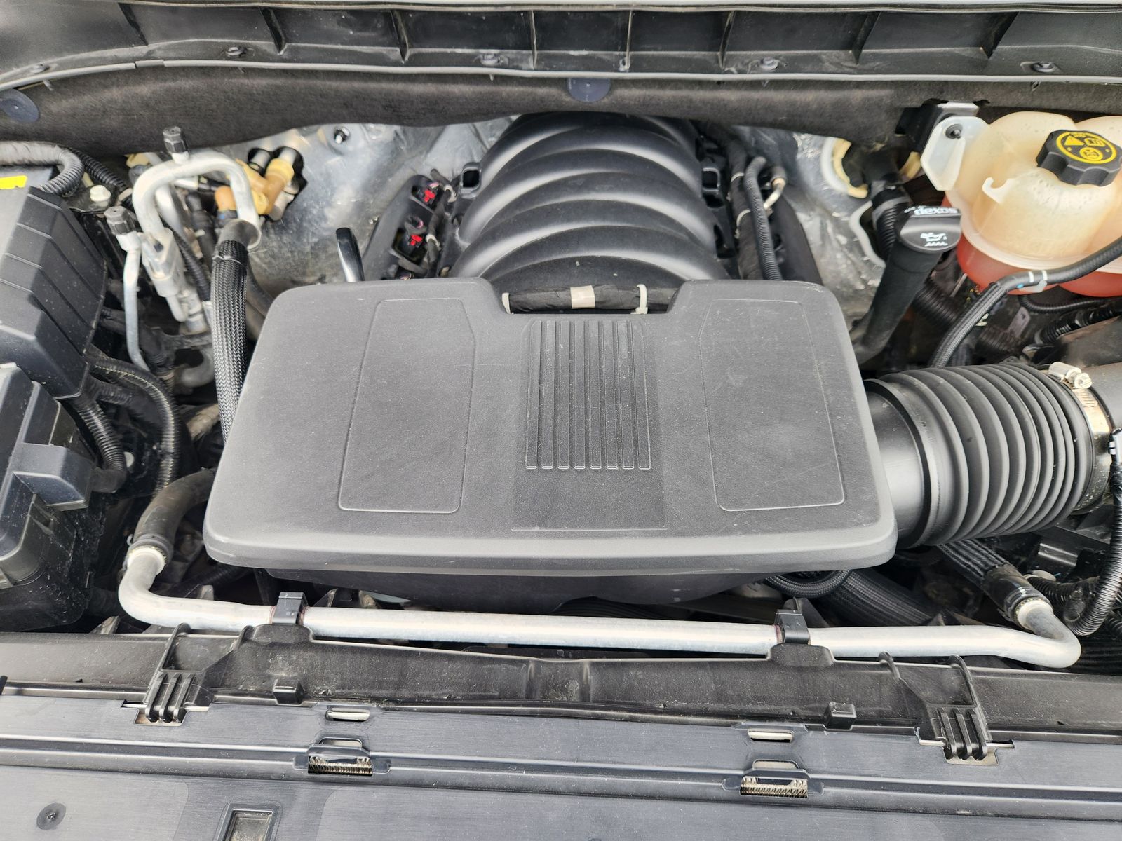 Used 2022 Summit White Chevrolet LT image 41