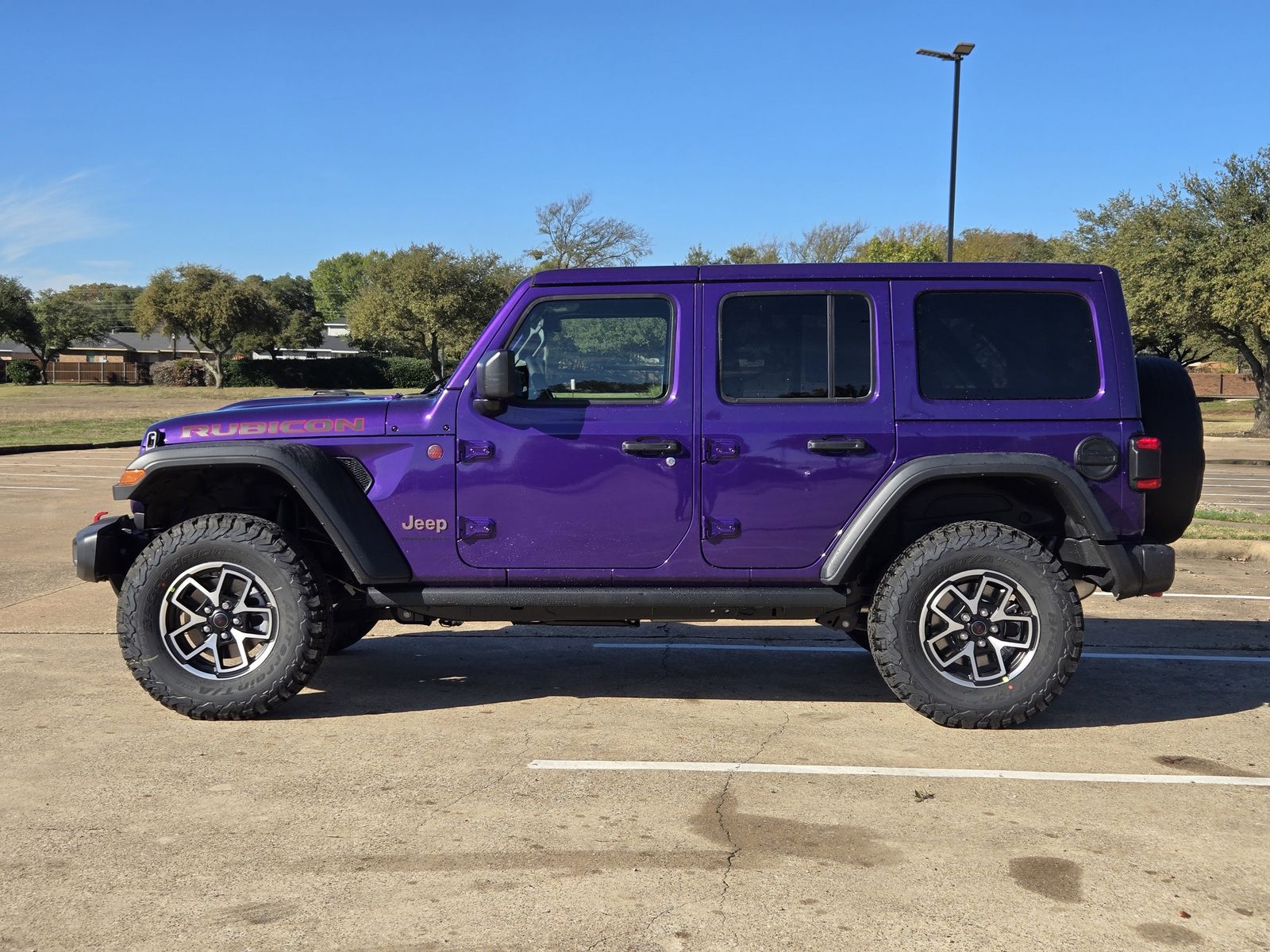 New 2026 Reign Jeep 4-DOOR RUBICON image 3