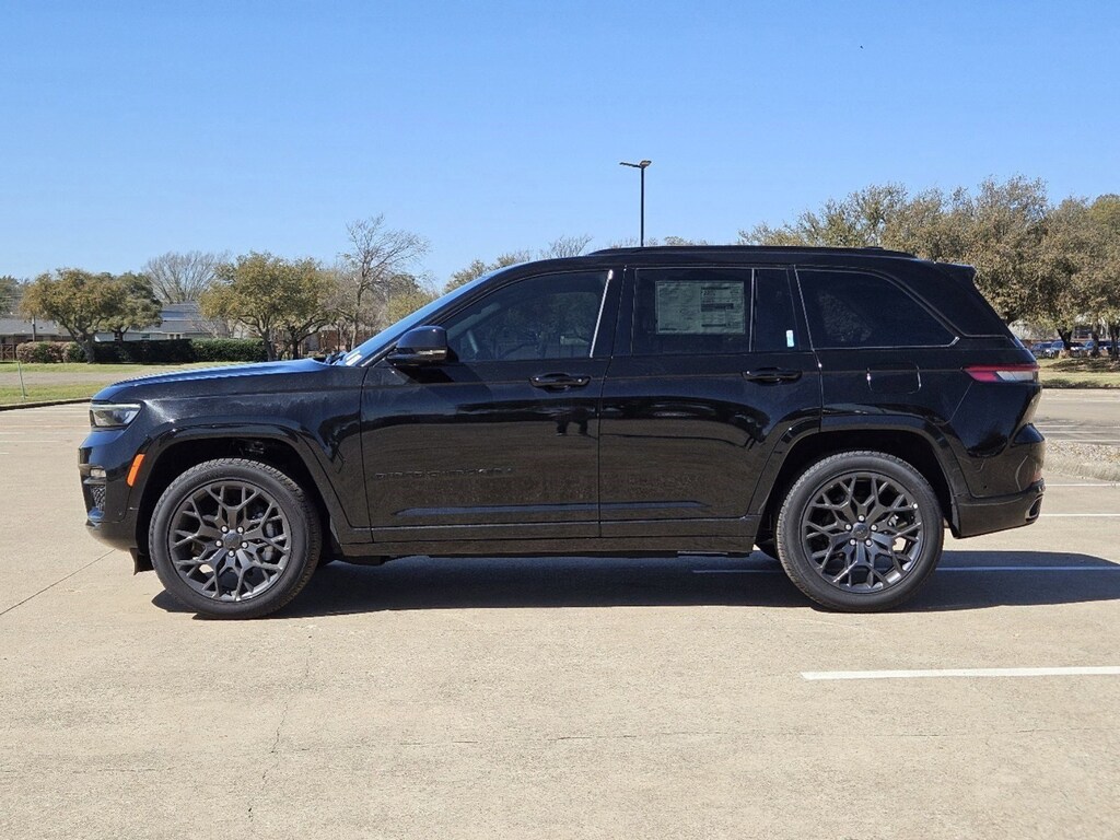 New 2025 Jeep Grand Cherokee SUMMIT 4X4 Sport Utility