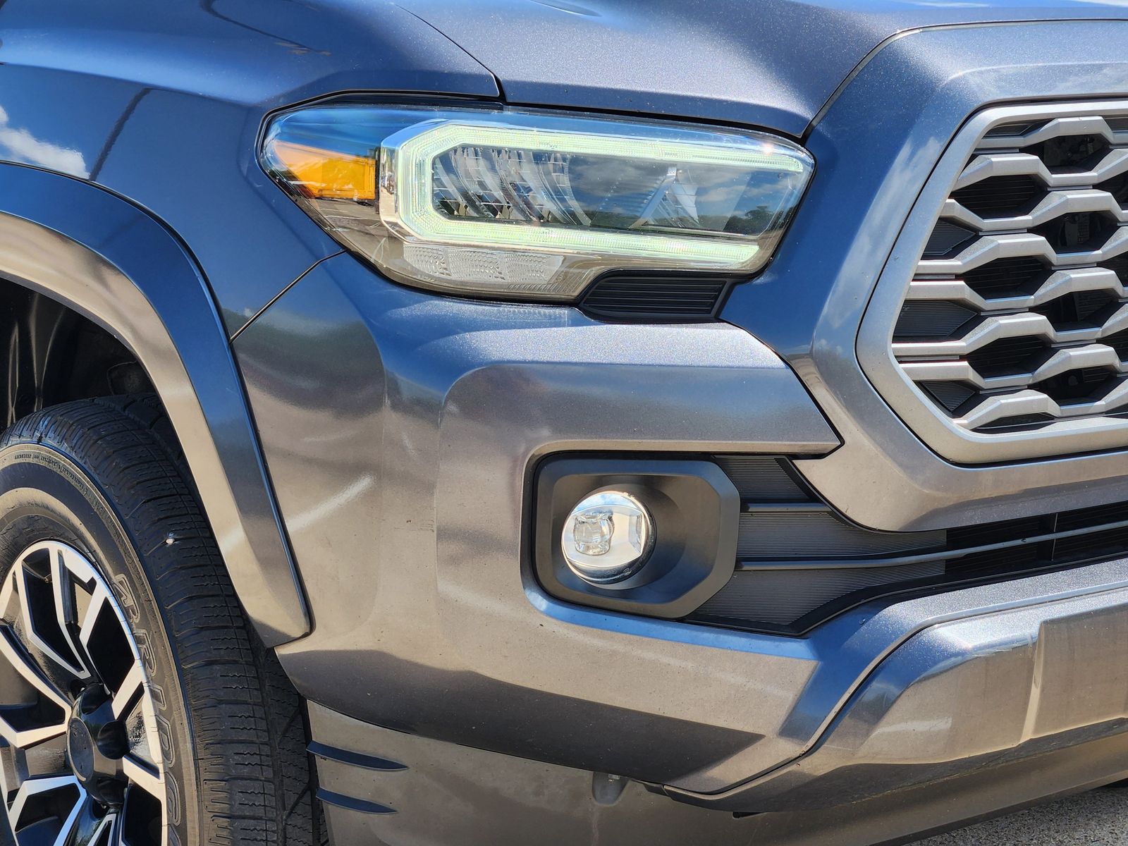 Used 2023 Magnetic Gray Toyota  image 9