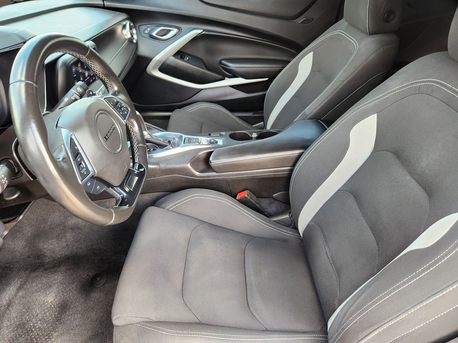 Used 2021 Black Chevrolet  image 23