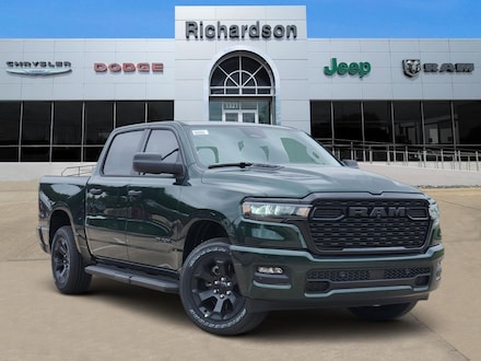 2026 Ram 1500 EXPRESS CREW CAB 4X4 5'7 BOX Pickup
