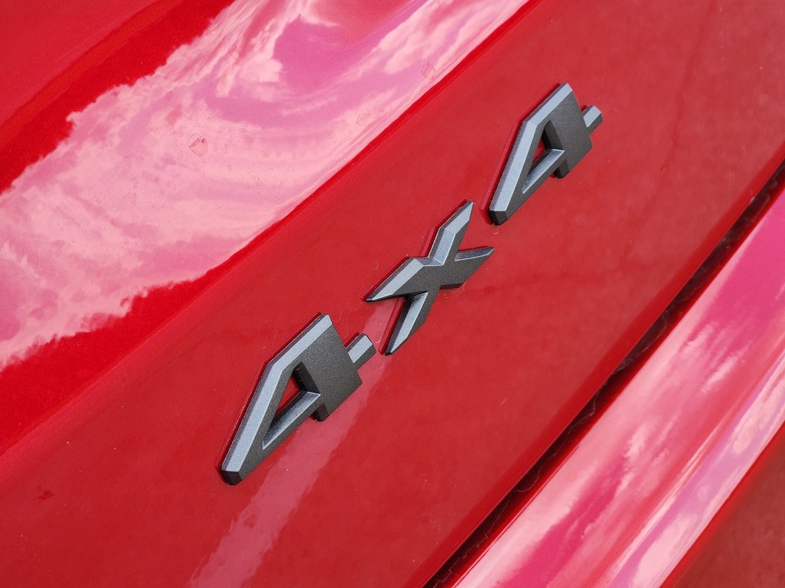 New 2026 Red Hot Pearlcoat Jeep LATITUDE ALTITUDE 4X4 image 19