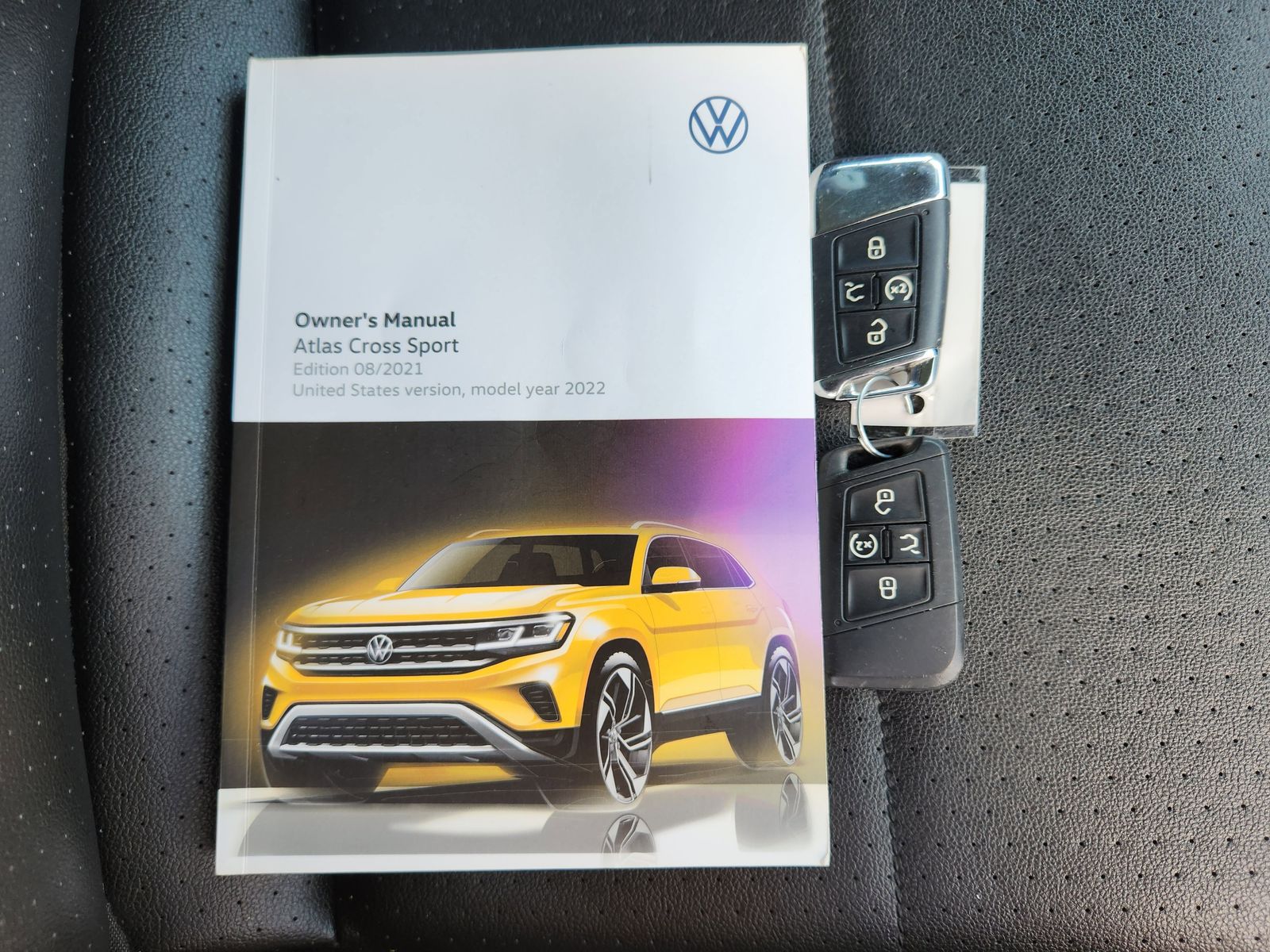 Used 2022 Pure White Volkswagen 2.0T SE w/Technology image 41