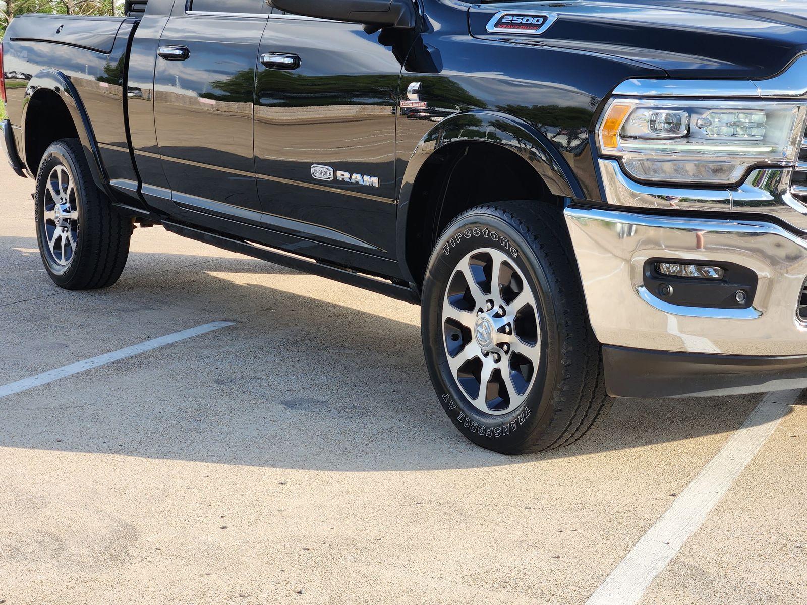 Used 2022 Diamond Black Crystal Pearlcoat Ram Longhorn image 11