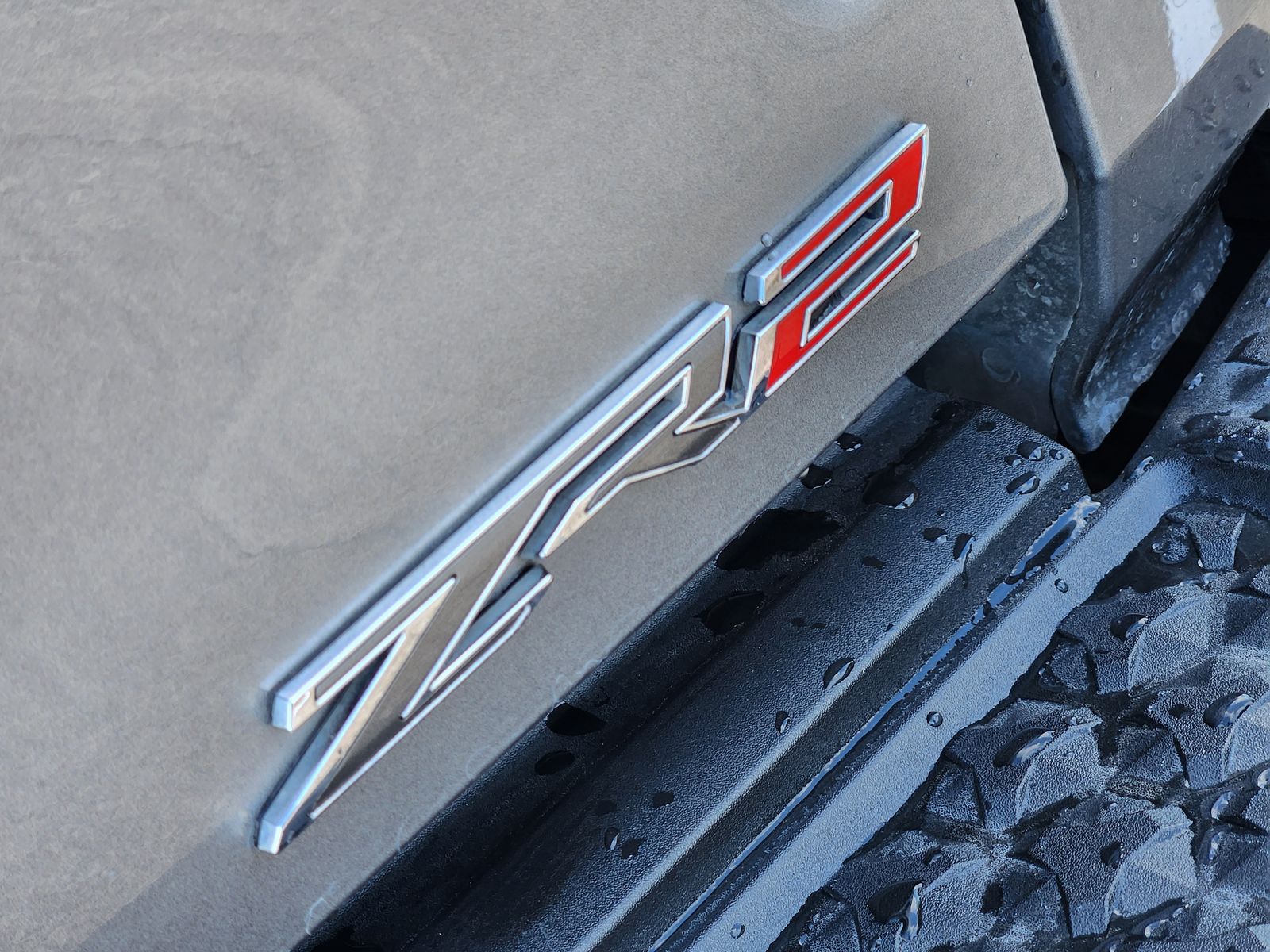 Used 2023 Sterling Gray Chevrolet ZR2 image 19