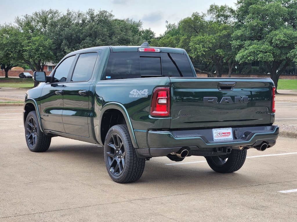 New 2026 Ram 1500 LARAMIE CREW CAB 4X4 5'7 BOX Pickup