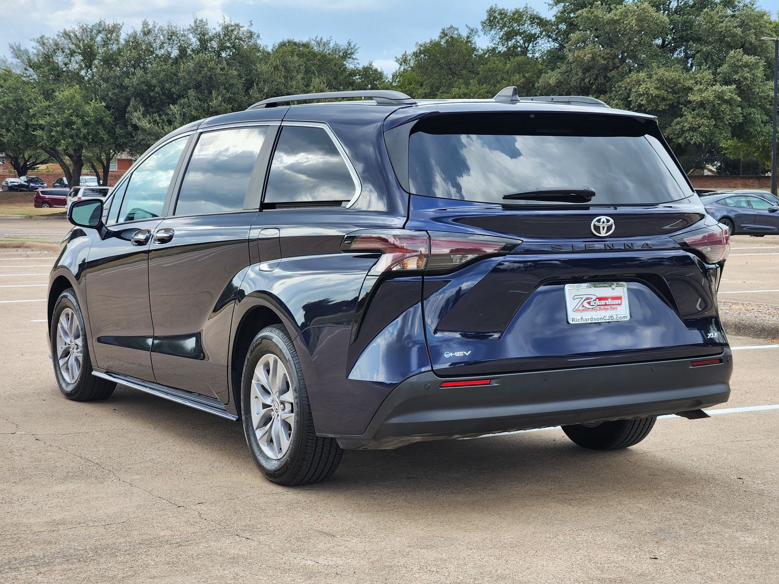 Used 2026 Blueprint Toyota XLE 7 Passenger image 4
