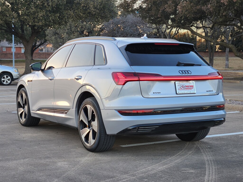 Used 2022 Audi e-tron Premium SUV