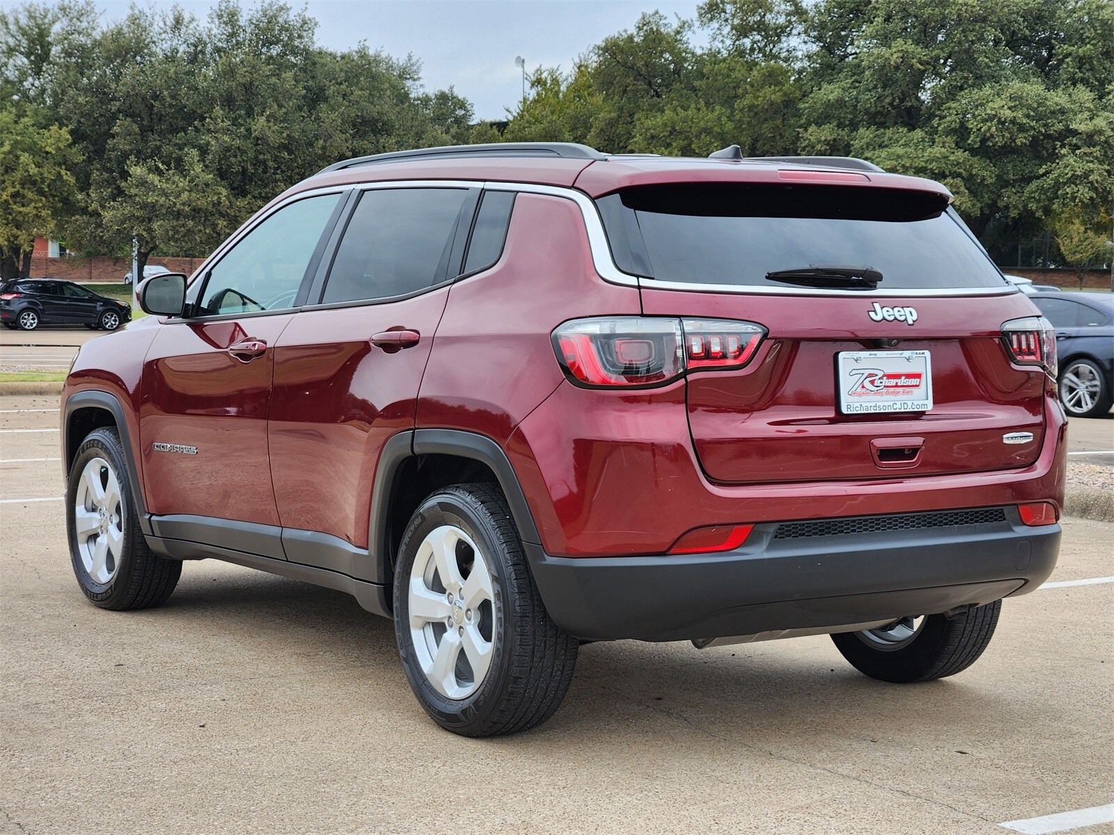 2021 Jeep Compass Latitude photo 3