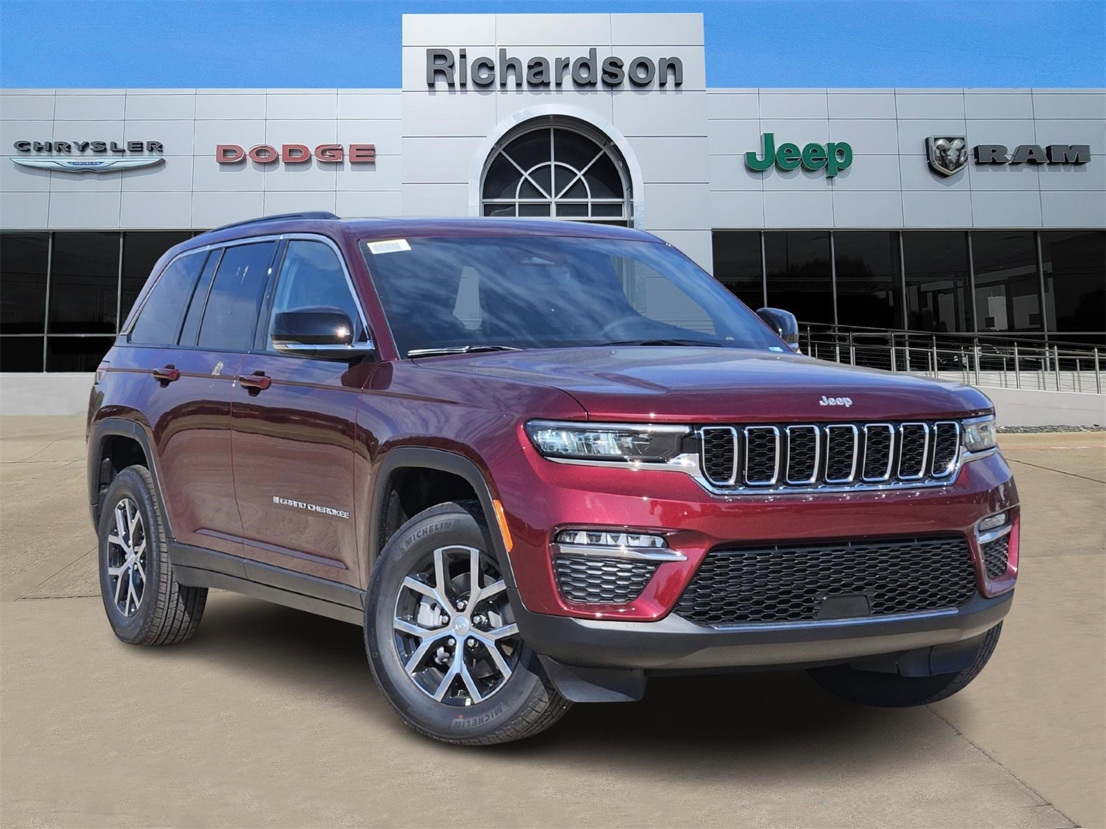2025 Jeep Grand Cherokee Limited's photo