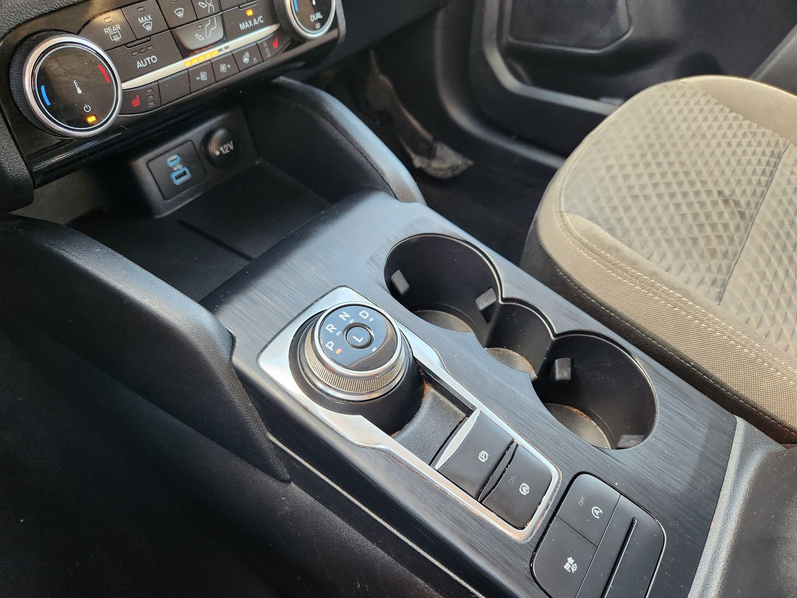 Used 2022 Carbonized Gray Ford SE image 29