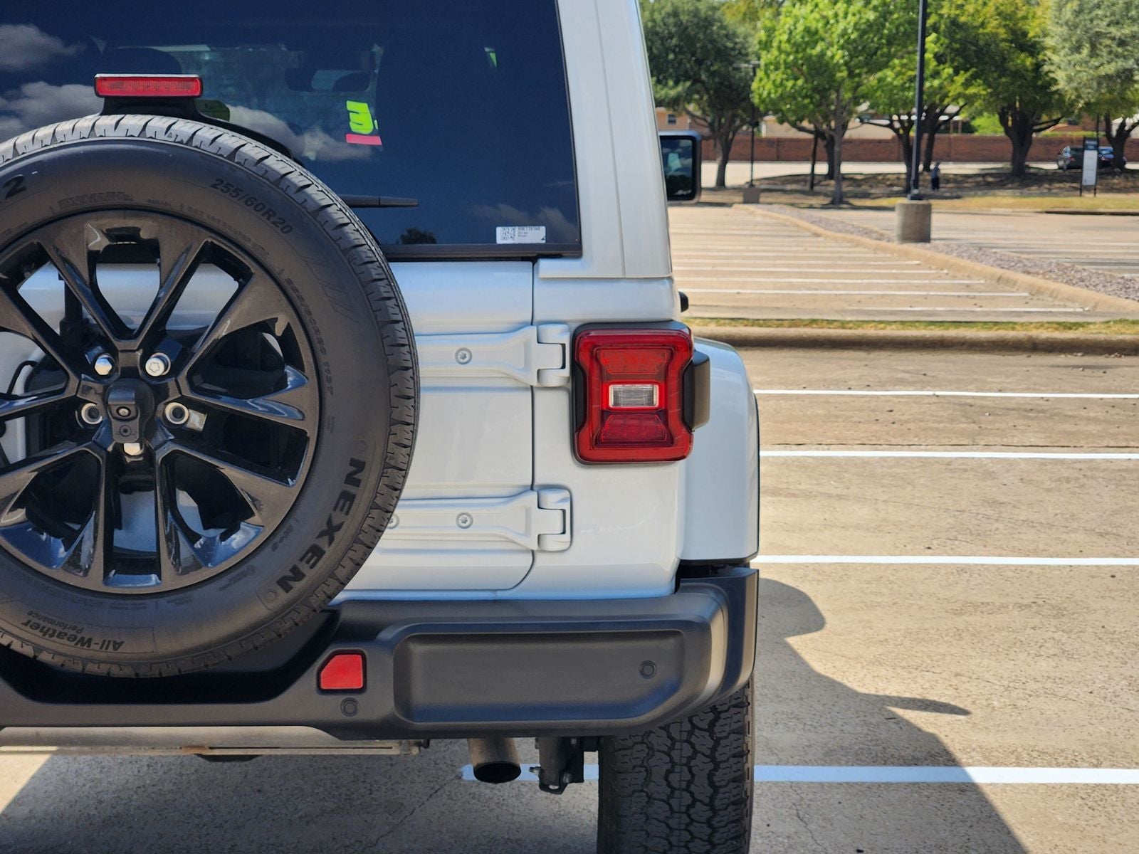Used 2024 Bright White Clearcoat Jeep Sahara image 9