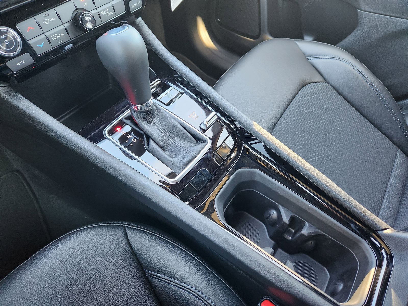 New 2026 Silver Zynith Jeep LATITUDE ALTITUDE 4X4 image 21