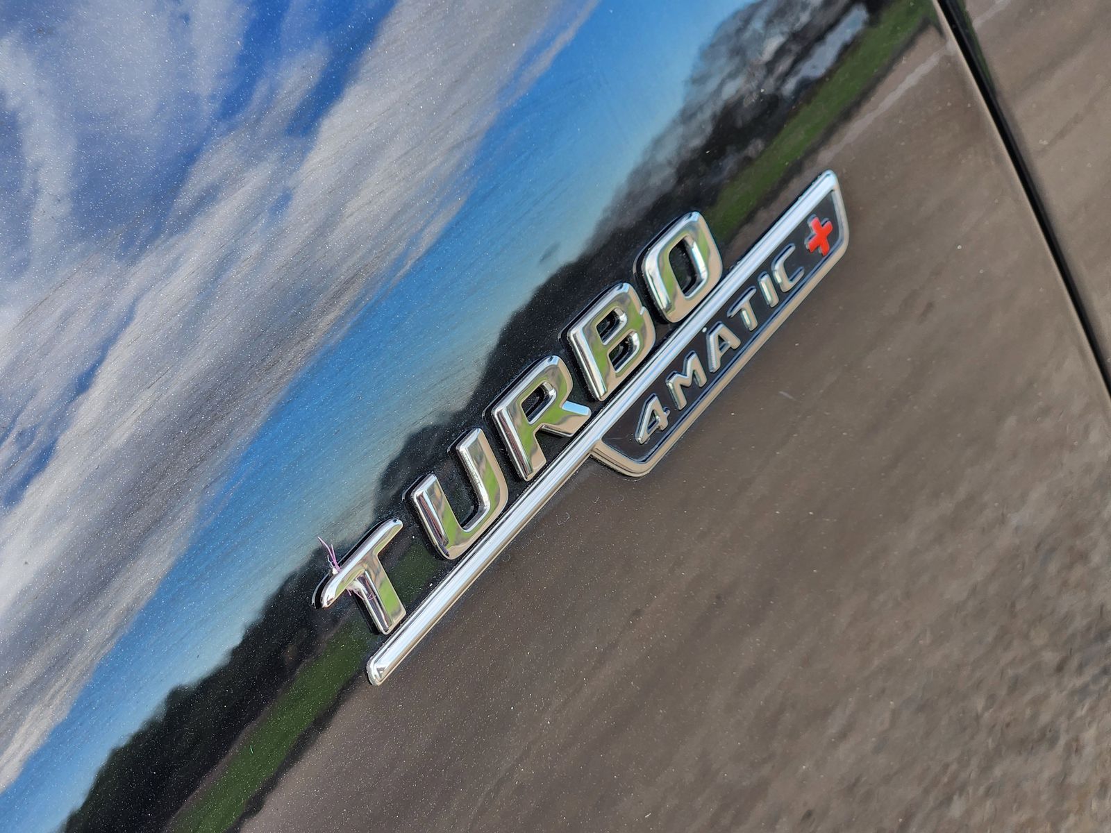 Used 2024 Black Mercedes-Benz 4MATIC® image 20