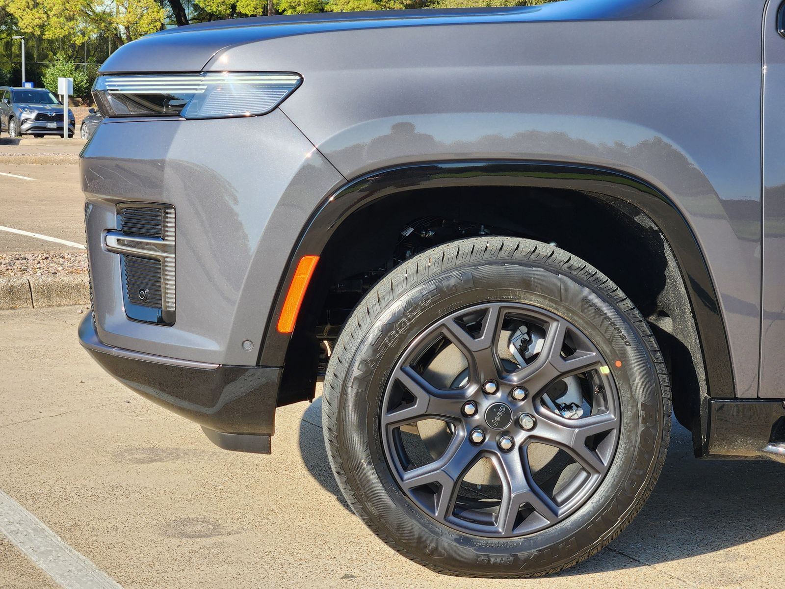 New 2026 Baltic Gray Jeep LIMITED ALTITUDE 4X4 image 8