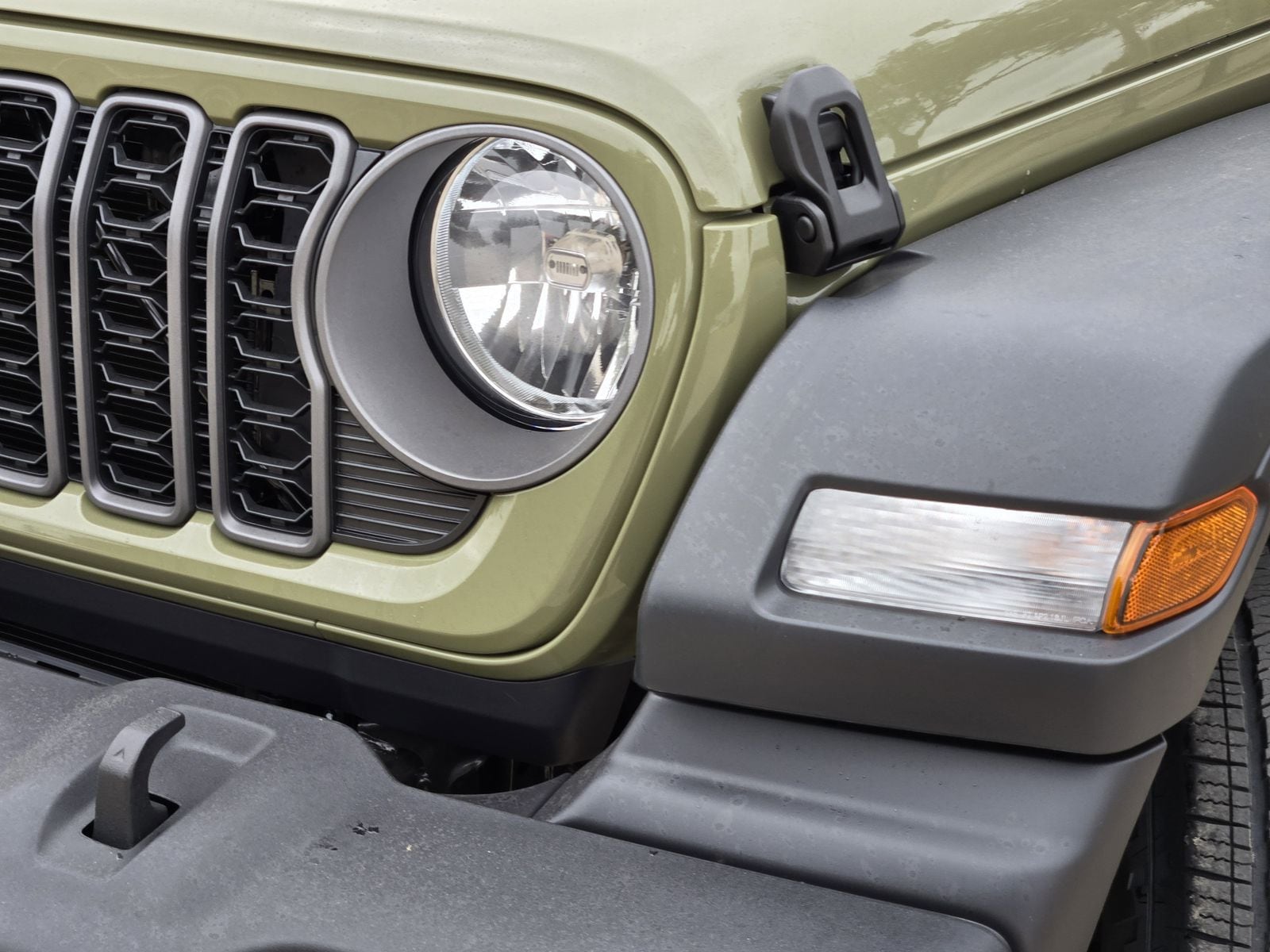 New 2026 41 Jeep 2-DOOR SPORT image 8