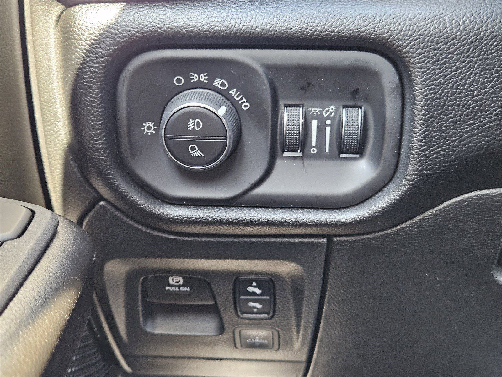 New 2026 Diamond Black Crystal Pearlcoat Ram LONE STAR CREW CAB 4X4 5