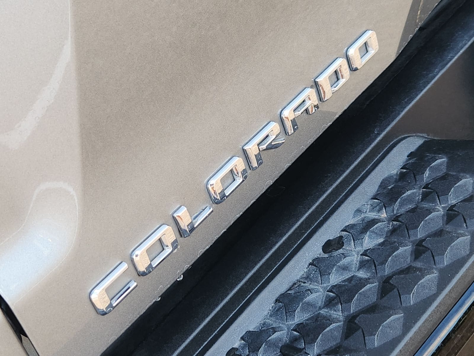 Used 2023 Sterling Gray Chevrolet ZR2 image 18
