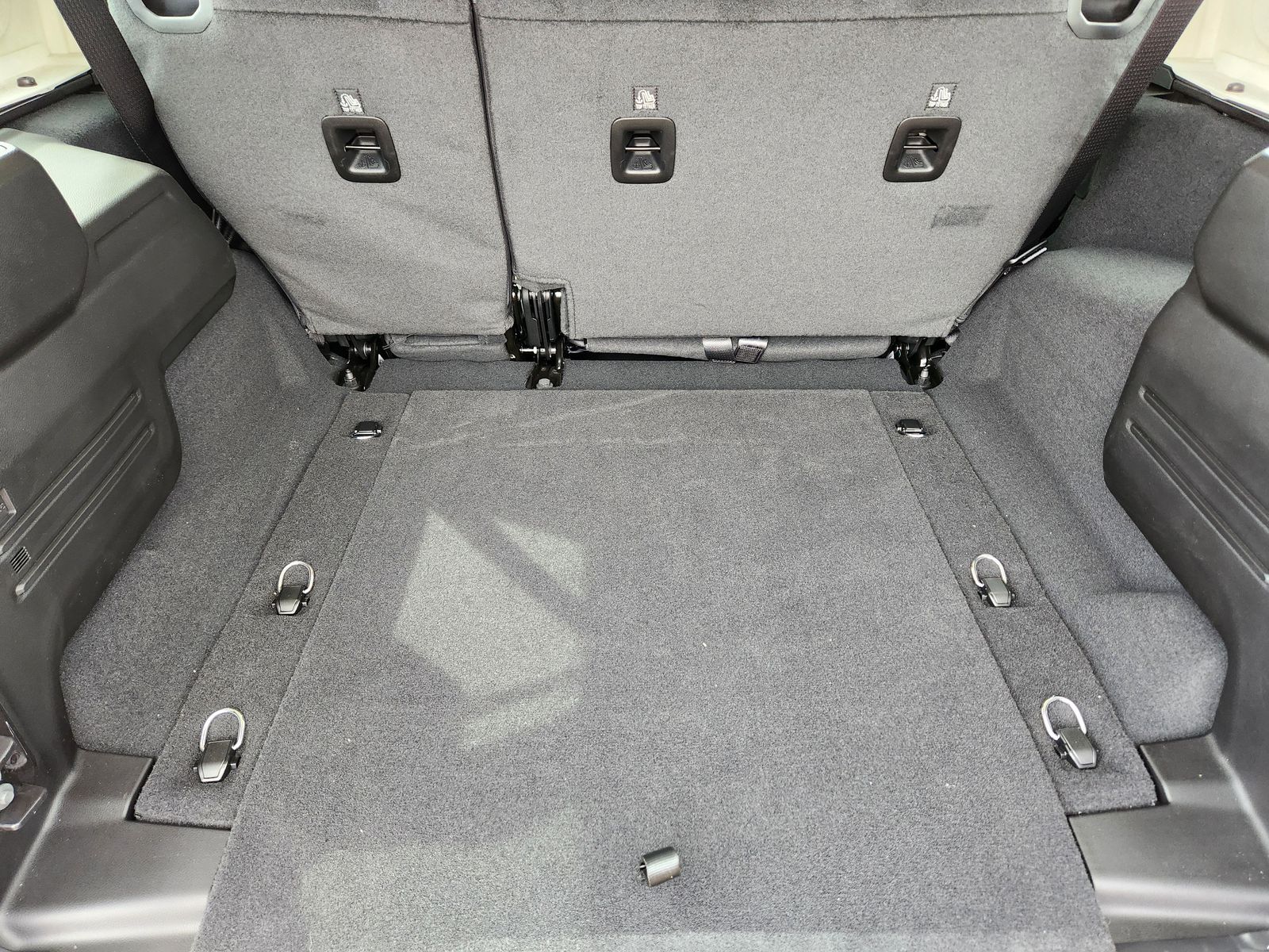 New 2026 Granite Crystal Jeep 4-DOOR SPORT image 41