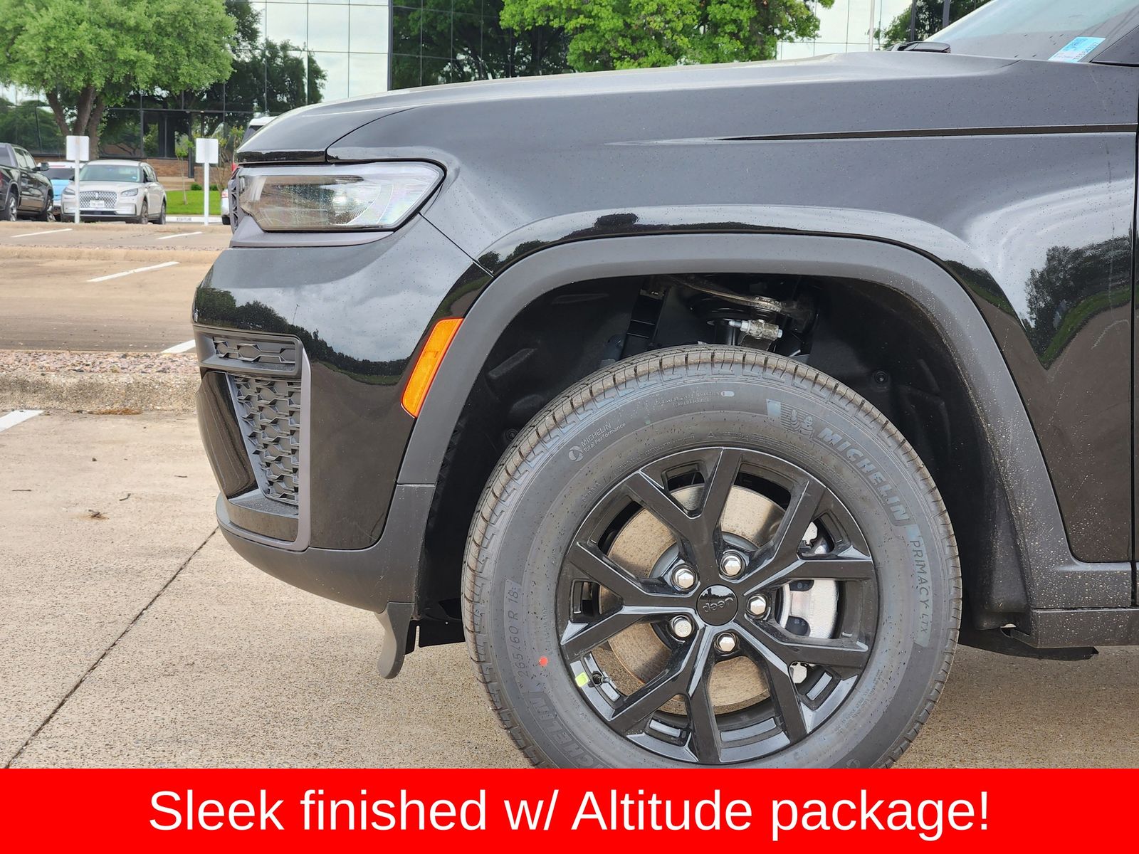 New 2026 Diamond Black Crystal Pearlcoat Jeep L LAREDO ALTITUDE 4X4 image 8