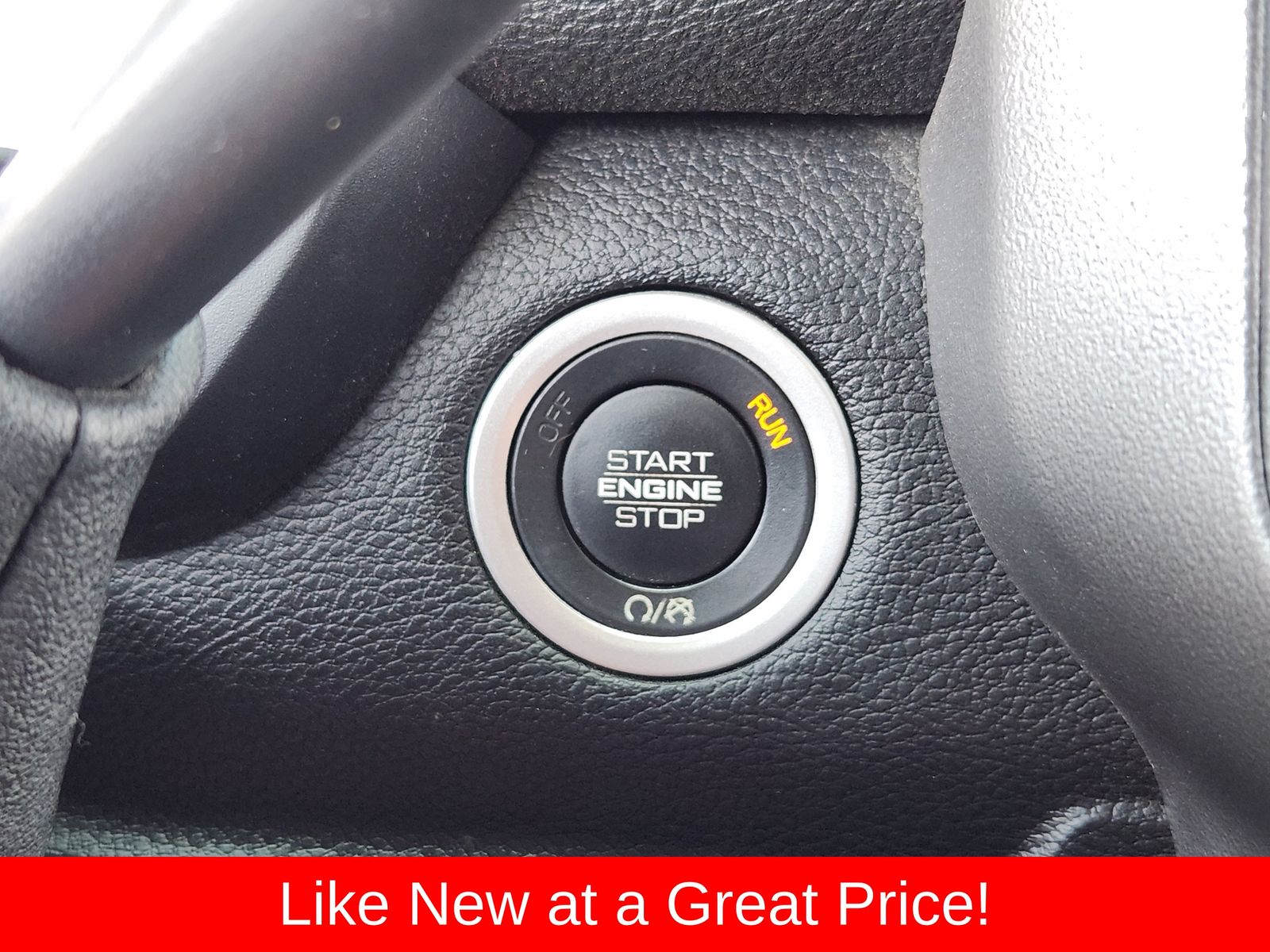 Used 2026 Ceramic Gray Clearcoat Ram Laramie image 31