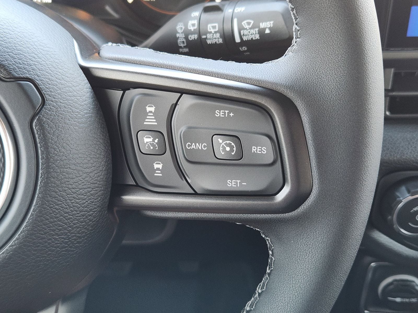 New 2026 Hydro Blue Pearlcoat Jeep 4-DOOR SPORT S image 38