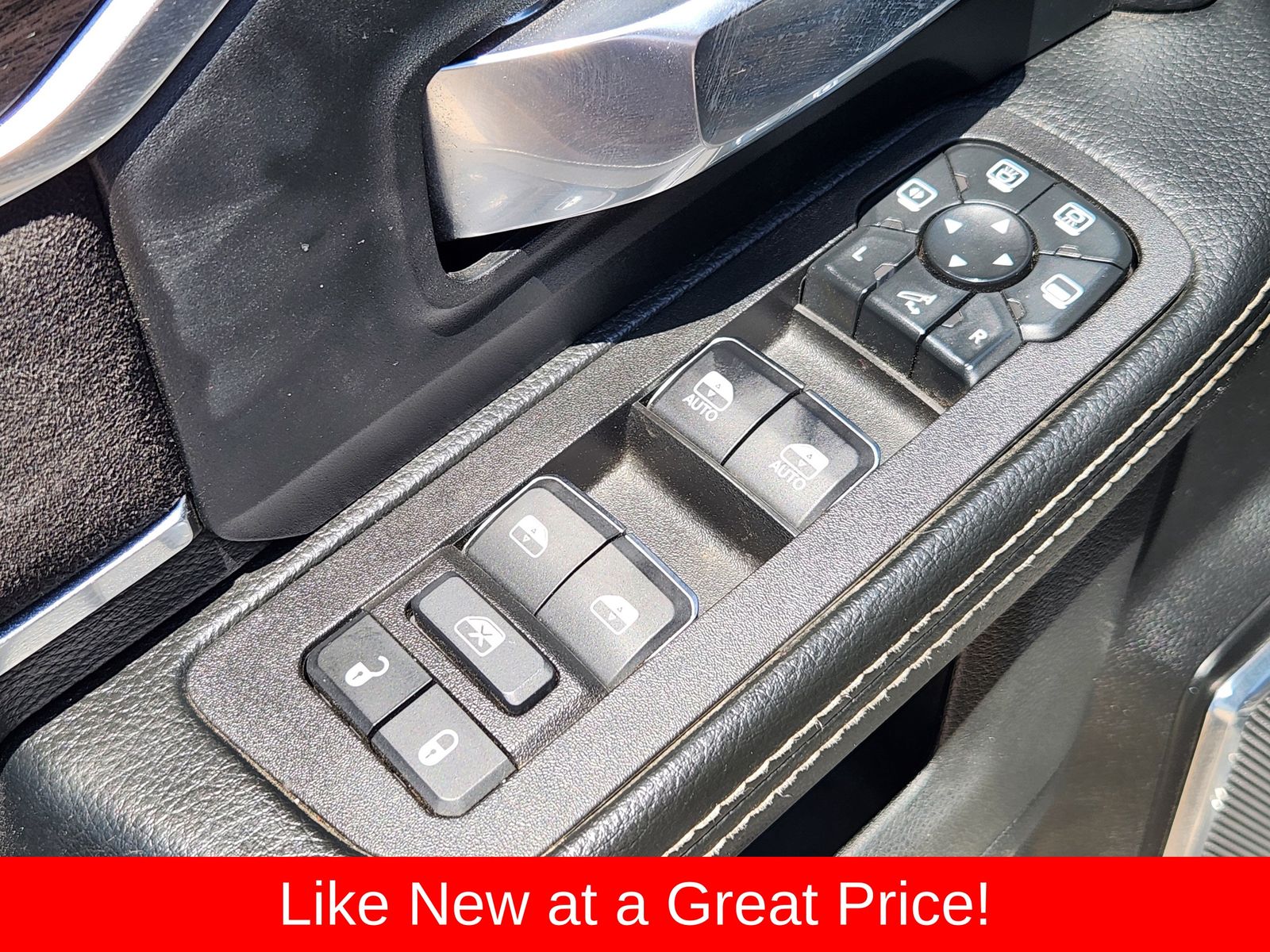 Used 2026 Ceramic Gray Clearcoat Ram Laramie image 34