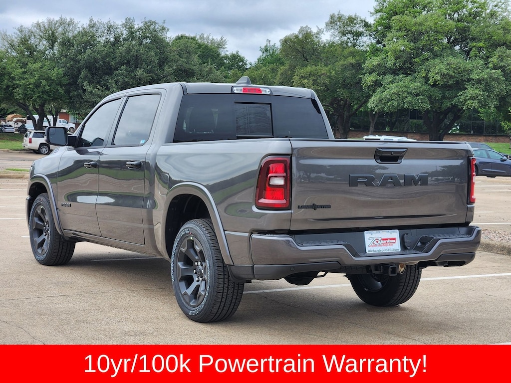 New 2026 Ram 1500 LONE STAR CREW CAB 4X2 5'7 BOX Pickup