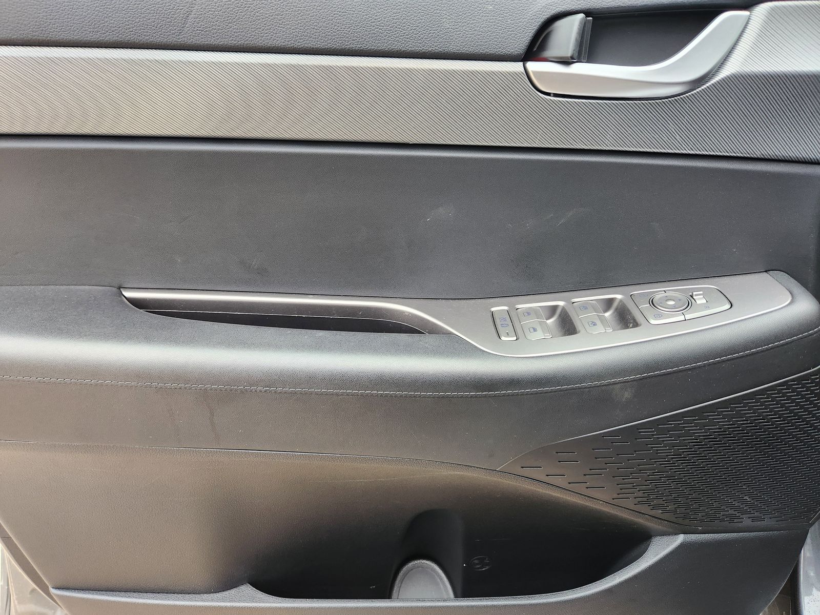 Used 2023 Steel Graphite Hyundai SEL image 30