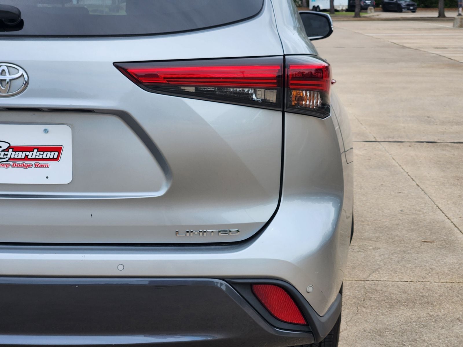 Used 2020 Celestial Silver Toyota Limited image 9