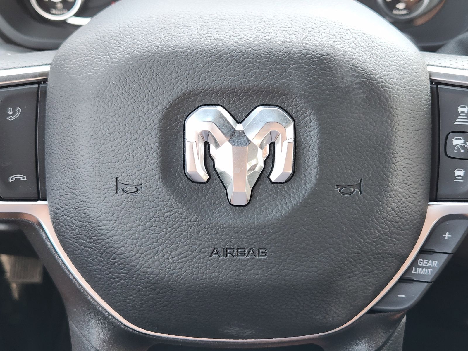 New 2026 Diamond Black Crystal Pearlcoat Ram TRADESMAN CREW CAB 4X4 6