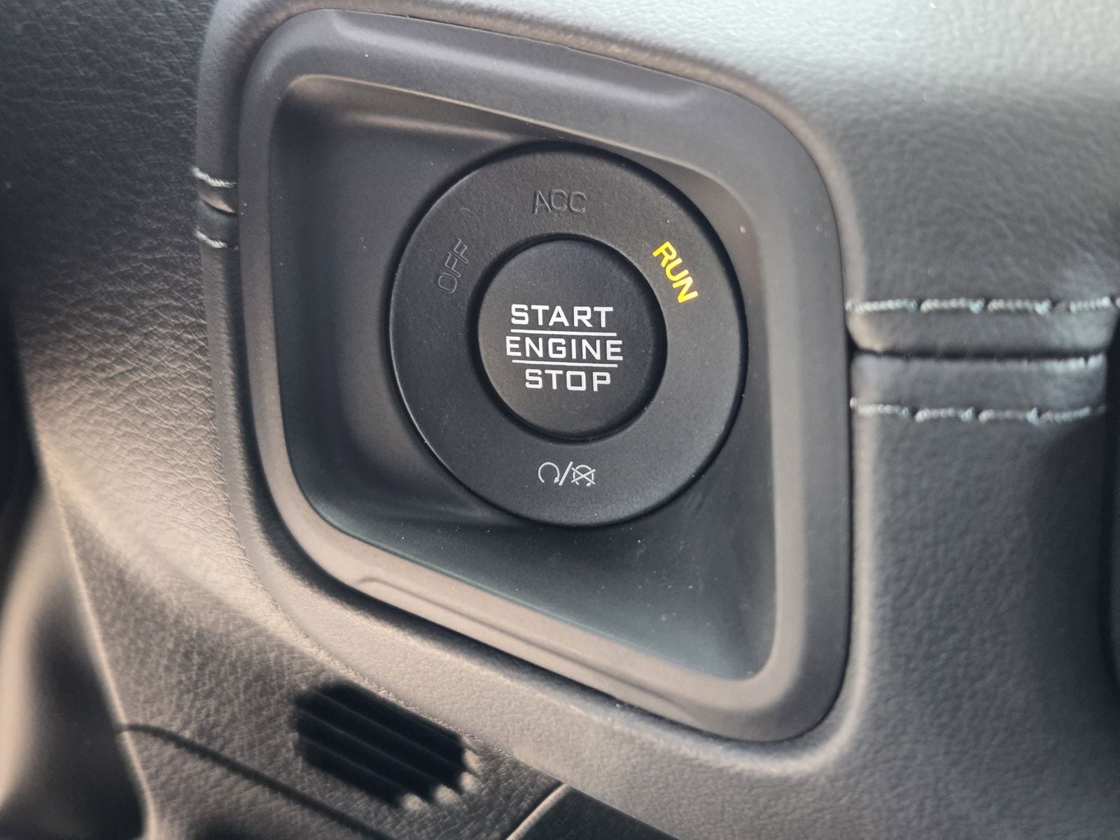 New 2026 Bright White Jeep TEXAS TRAIL 4X4 image 25