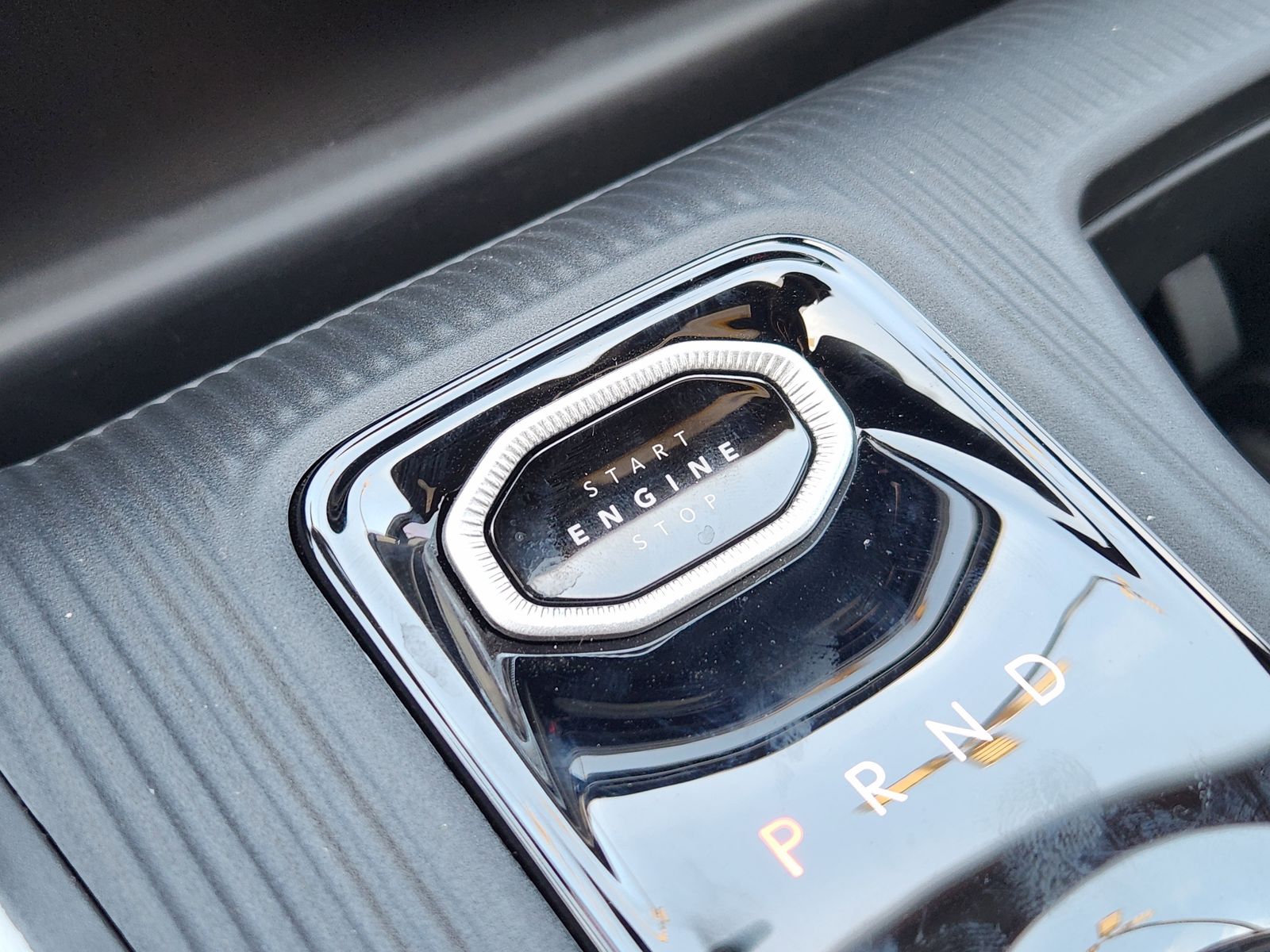 New 2026 Red Hot Pearlcoat Jeep LIMITED 4X4 image 30