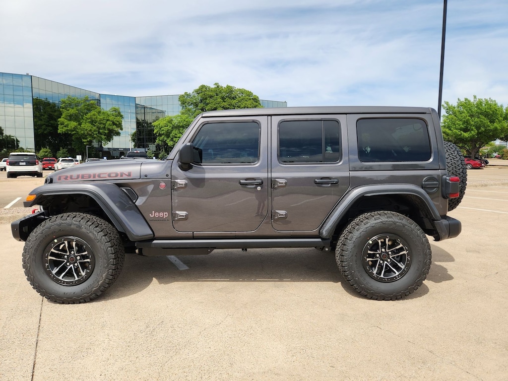 New 2026 Jeep Wrangler 4-DOOR RUBICON X Sport Utility